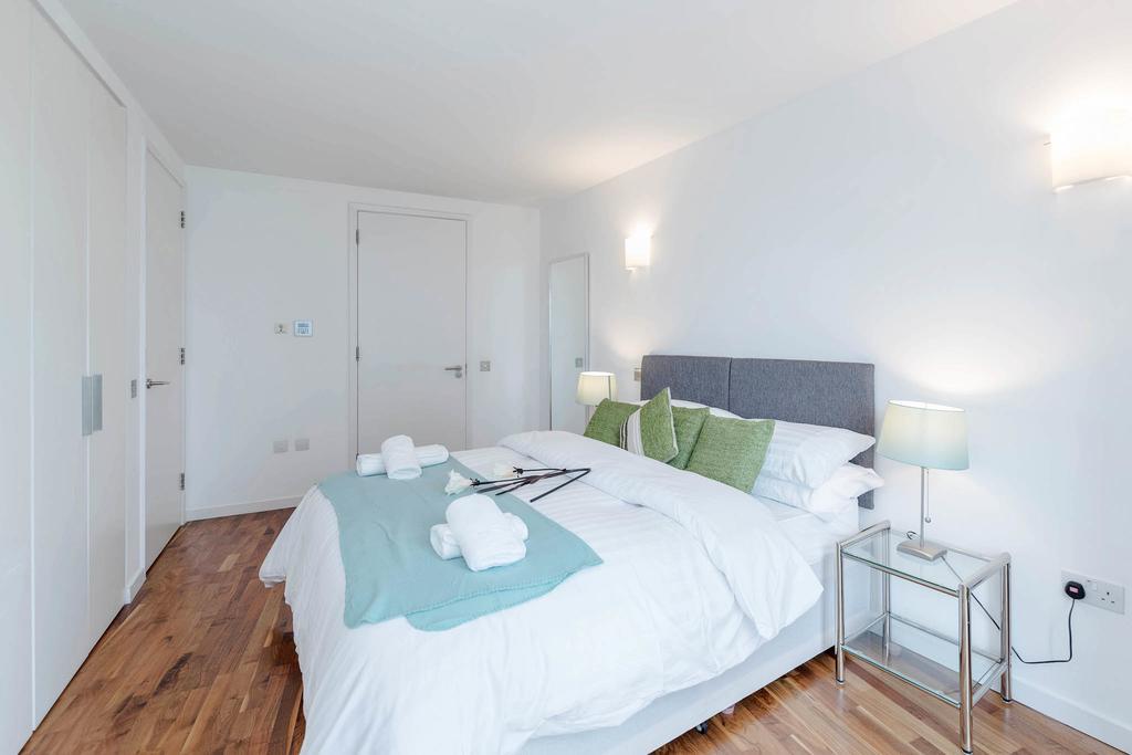 Excel Apartment For Business Travellers Londra Esterno foto
